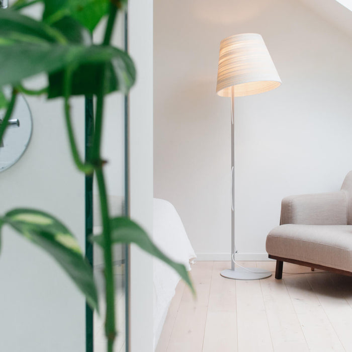 Scraplights Tilt Floor Lamp