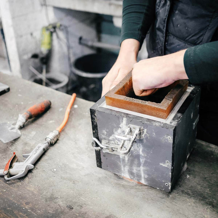 Concrete Cubic Wall Light