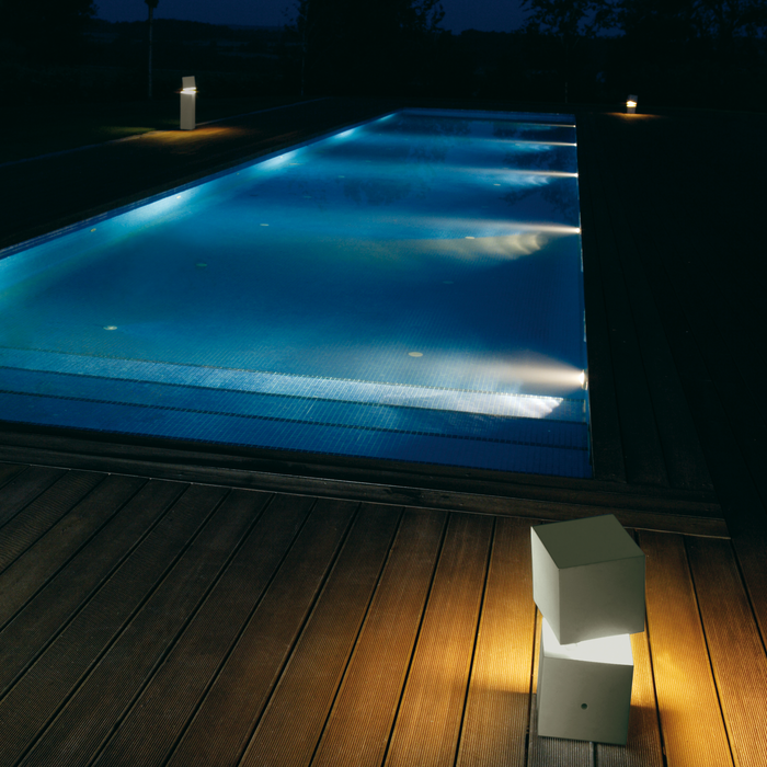 Vibia Break Outdoor Post Light 4106