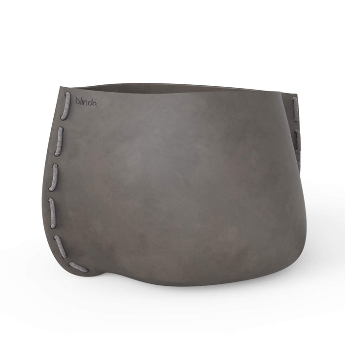 Stitch 100 Concrete Planter