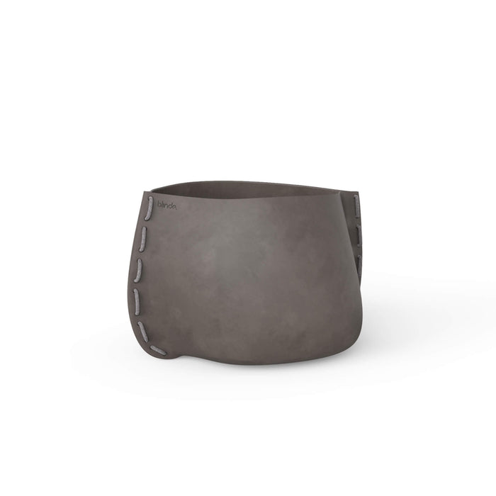 Stitch 25 Concrete Planter
