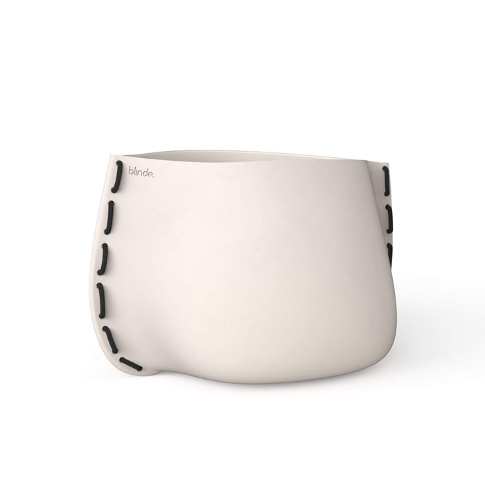 Stitch 50 Concrete Planter