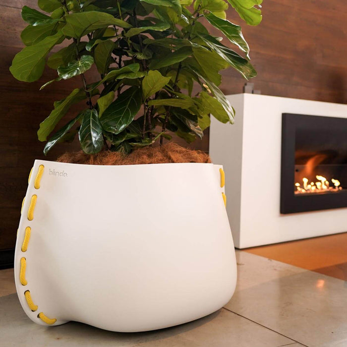 Stitch 125 Concrete Planter