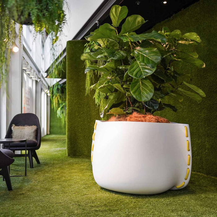 Stitch 125 Concrete Planter